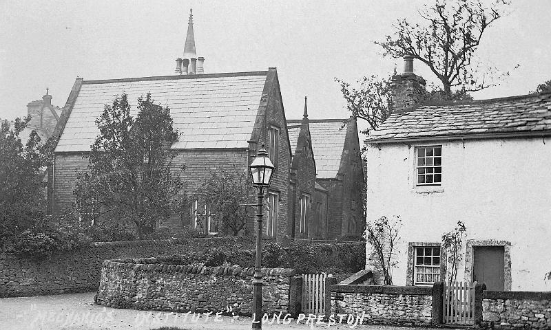 Back Green Cottages 1904.jpg - The Mechanics Institute and Back Green Cottages in 1904